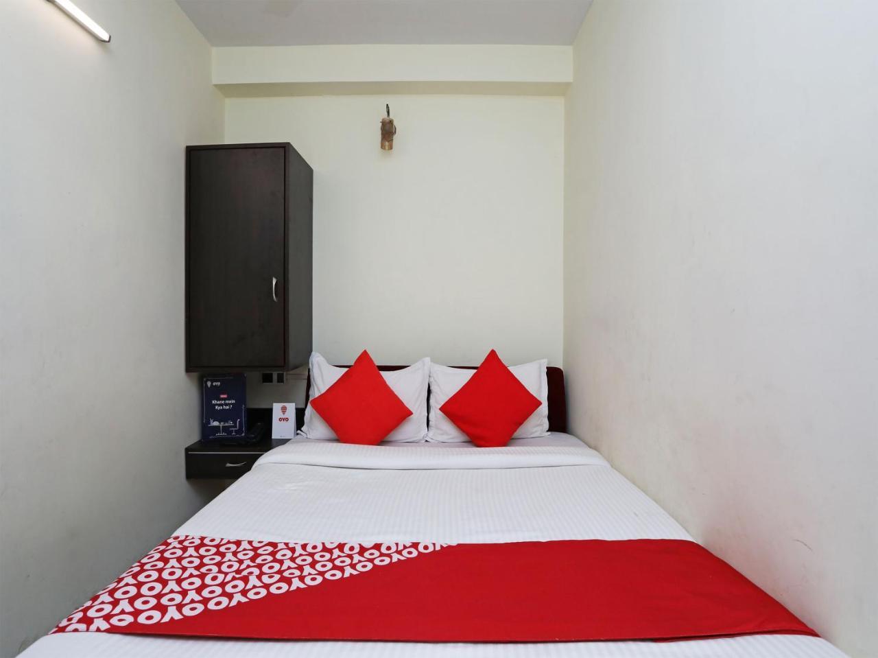 Oyo 13906 Vinita Inn Santragachi Exteriér fotografie