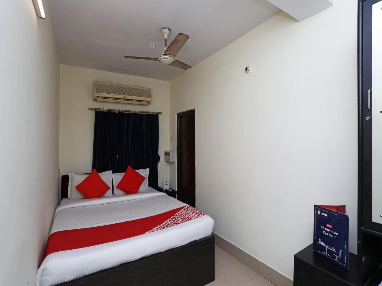 Oyo 13906 Vinita Inn Santragachi Exteriér fotografie