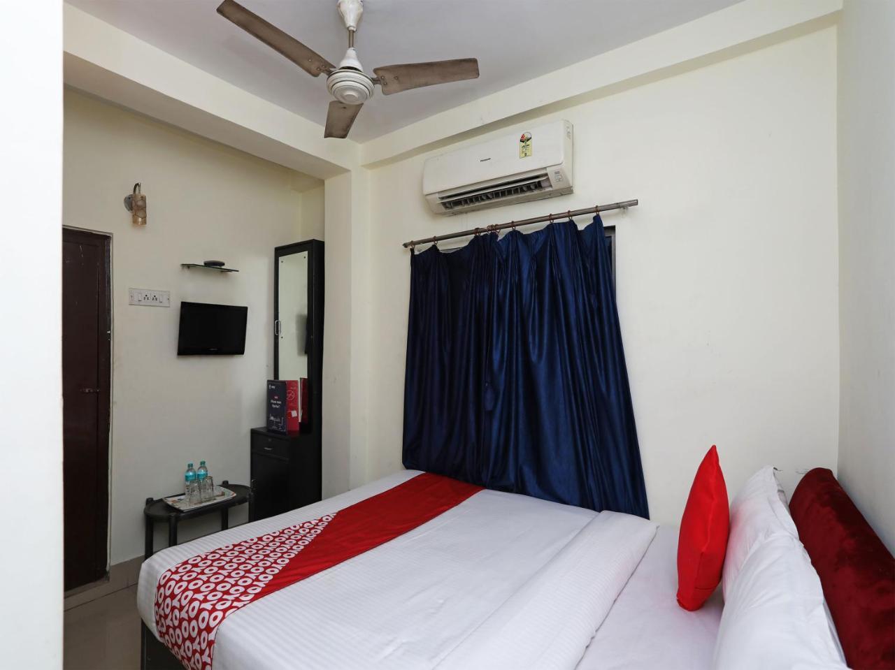 Oyo 13906 Vinita Inn Santragachi Exteriér fotografie