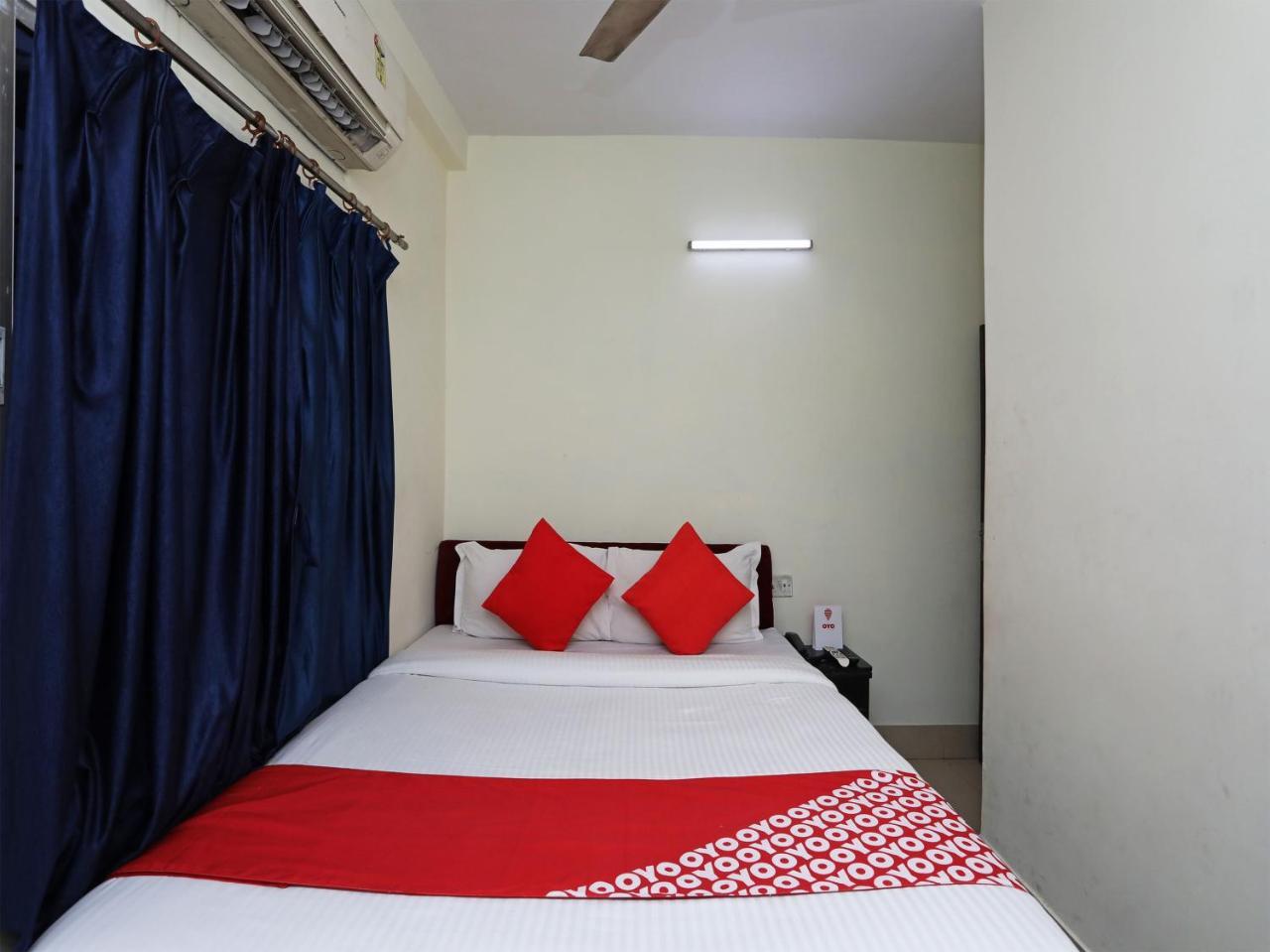 Oyo 13906 Vinita Inn Santragachi Exteriér fotografie